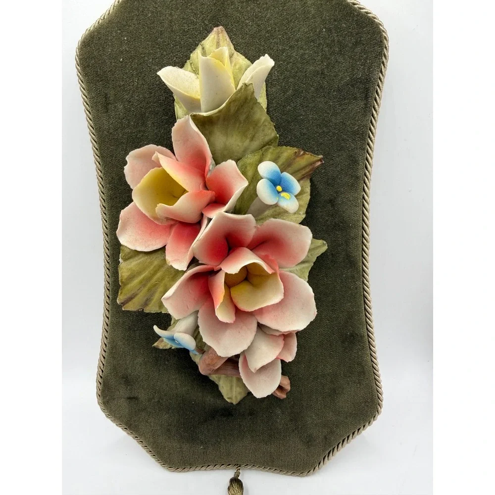 Vintage Capodimonte Italy‎ Porcelain Floral Wall Plaque Green Velvet Tassel 11in
